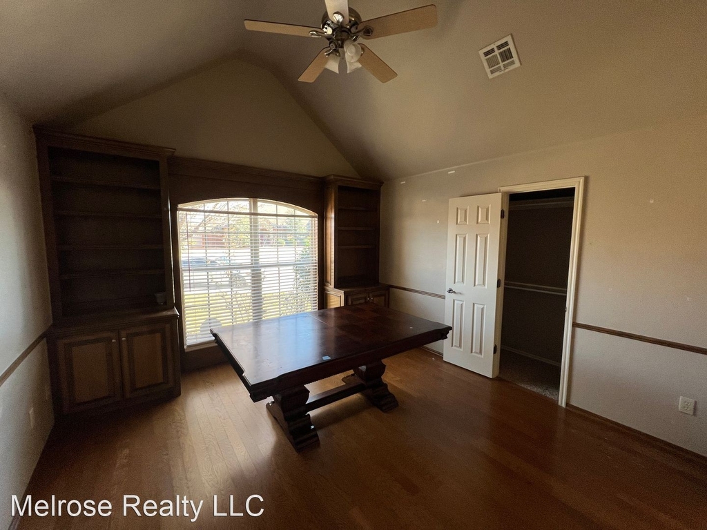 16505 Moorgate Lane - Photo 9