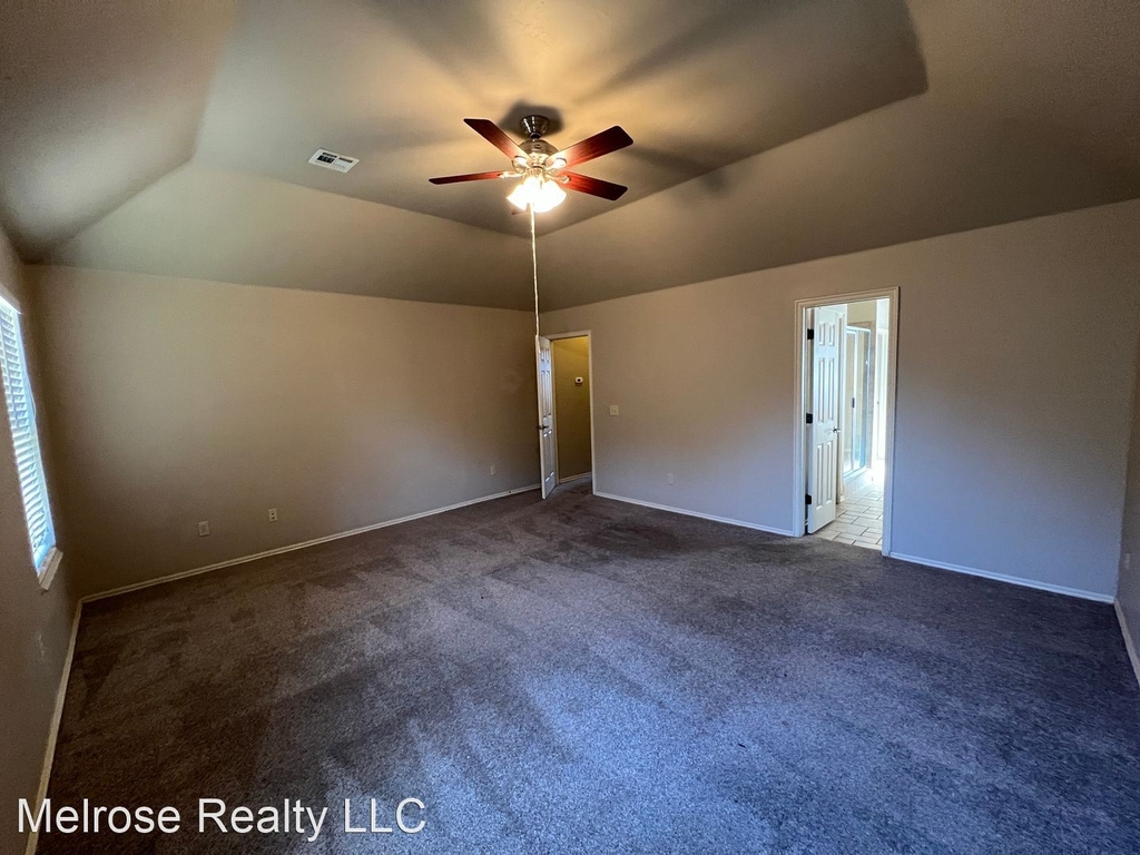 16505 Moorgate Lane - Photo 18