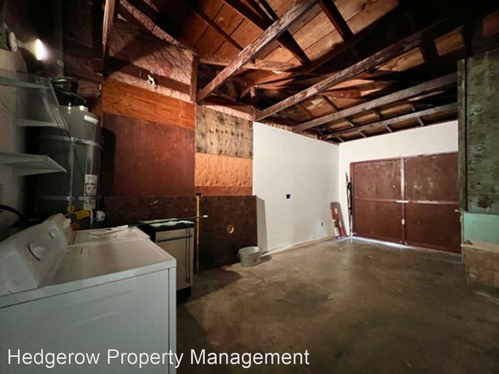 *112 Almond Avenue - Photo 15