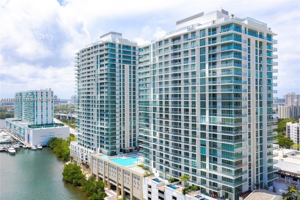 330 Sunny Isles Blvd - Photo 13