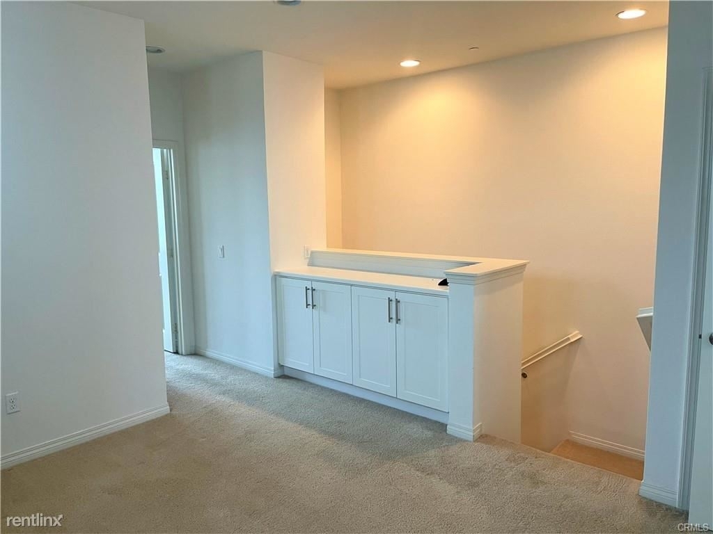 5553 Coral Dr Unit 104 - Photo 4