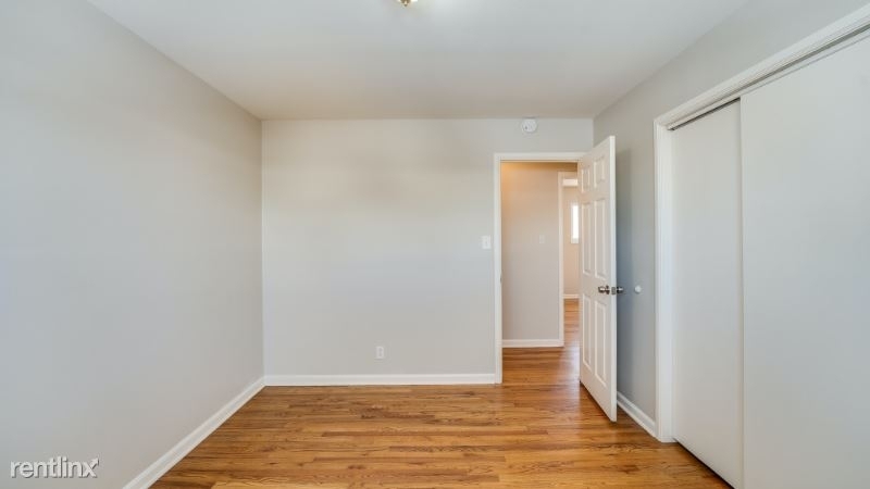 11272 Lafayette Street - Photo 8