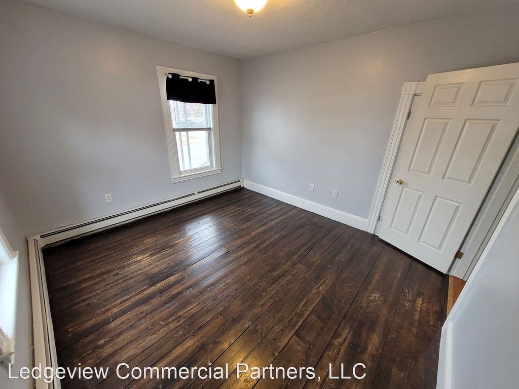 653 Clay St. #1 - Photo 10