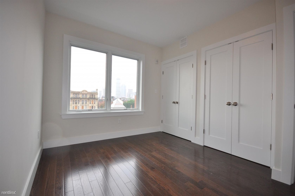 659 Massachusetts Ave Apt 9a - Photo 11