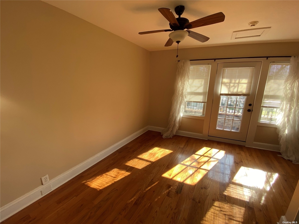 587 Main Street - Photo 1