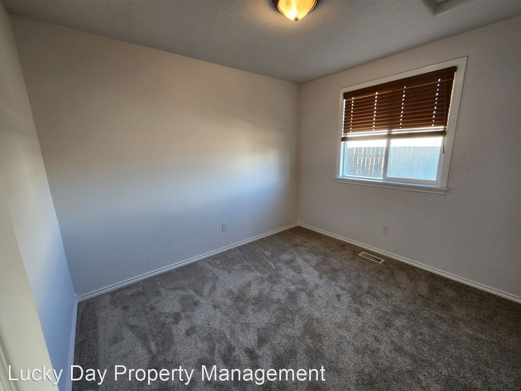 18190 Sonoran Place - Photo 4