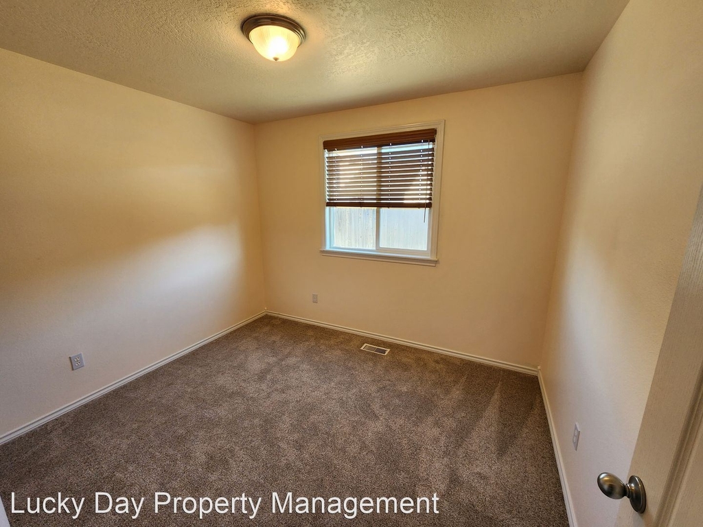 18190 Sonoran Place - Photo 3