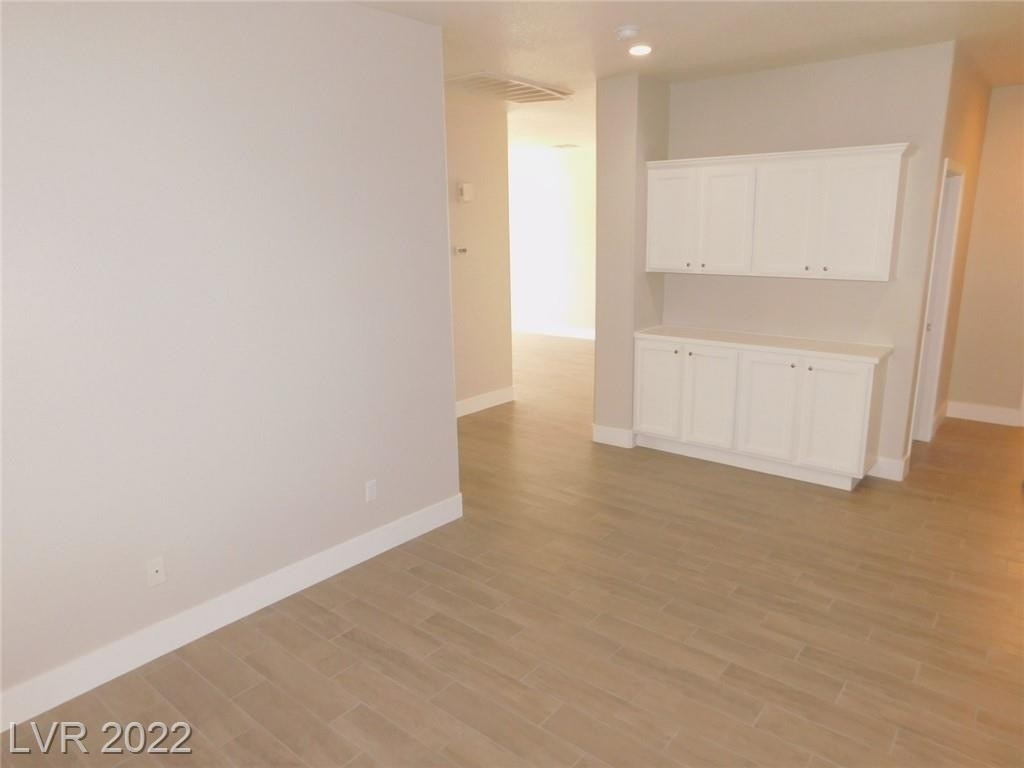 7075 Russell Ranch Avenue - Photo 7