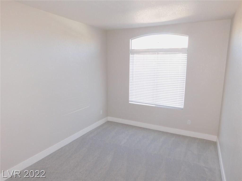 7075 Russell Ranch Avenue - Photo 9