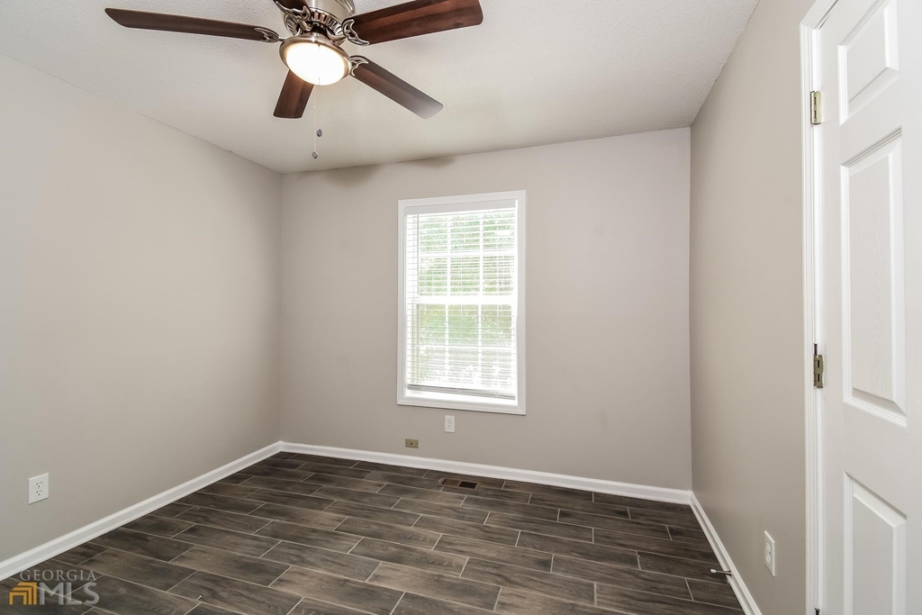 136 Summer Creek - Photo 11