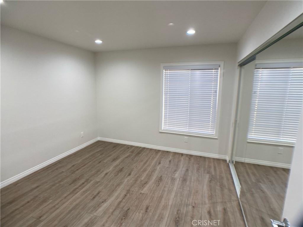 10815 Memory Park Avenue - Photo 9