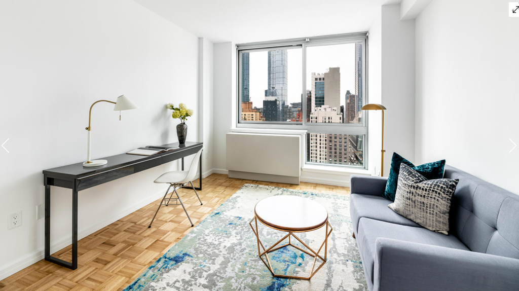 455 West 37th Street - Photo 4