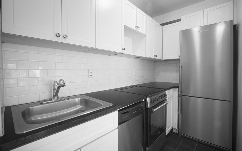 307 East 44th Street - Photo 3