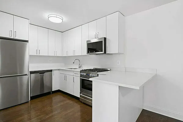  East 56th Street - Photo 1