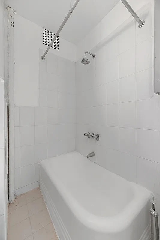 223 East 58th Street - Photo 7