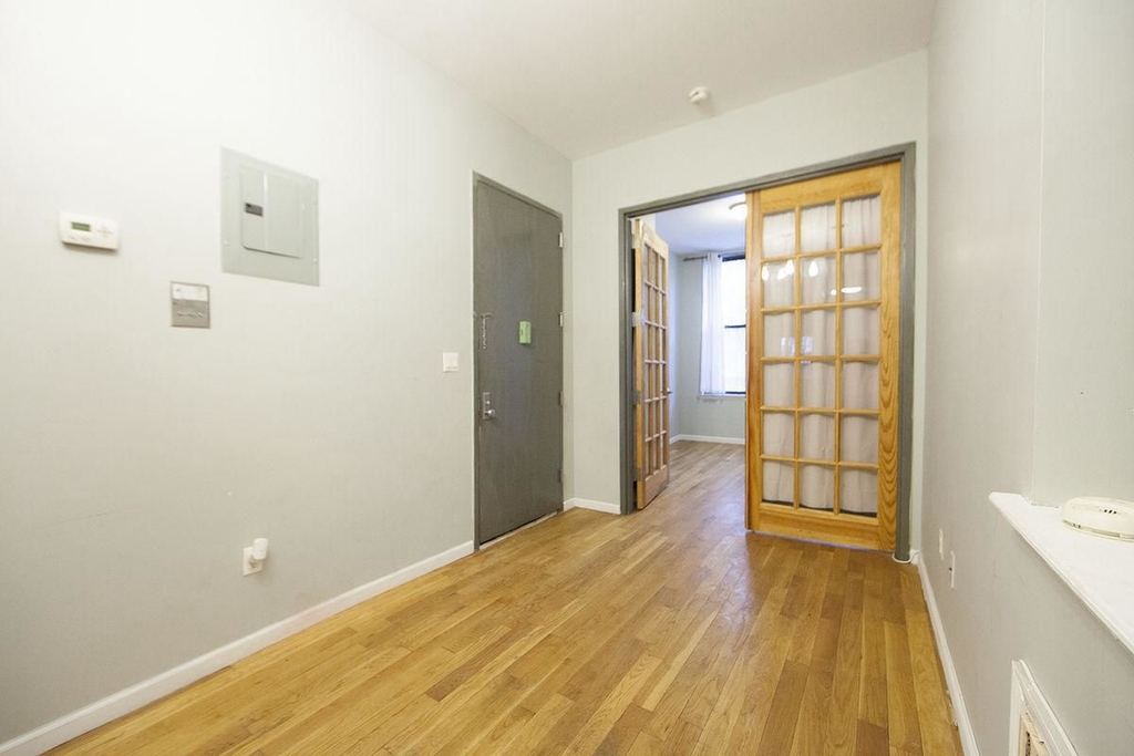 145 Bleecker Street - Photo 2