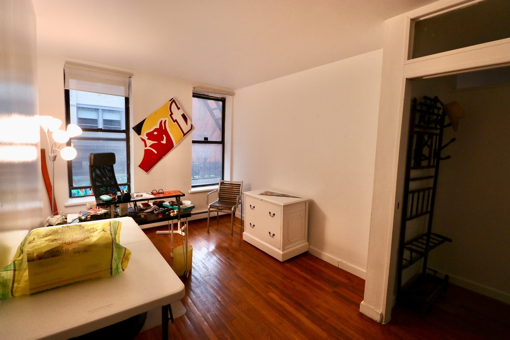 56 Ludlow Street - Photo 3