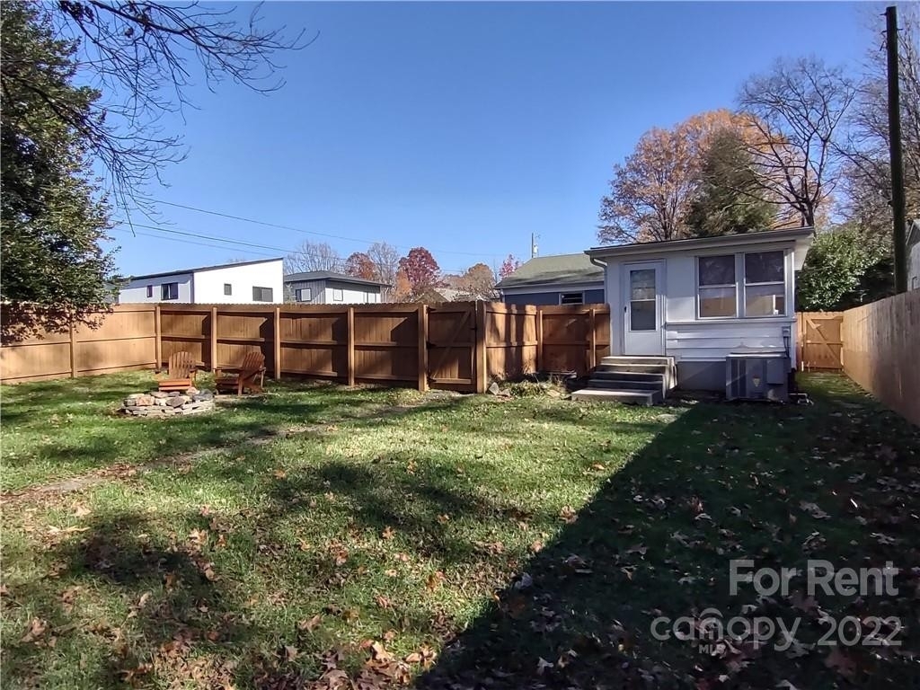 4100 Mantle Court - Photo 12