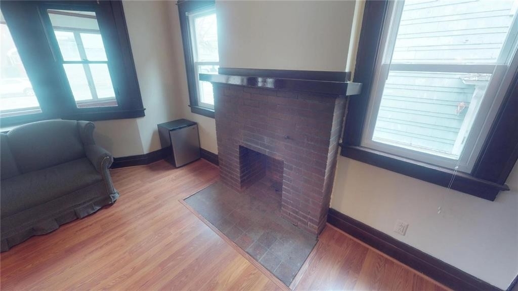 175 Genesee Park Boulevard - Photo 2