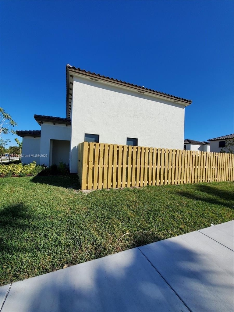 11880 Sw 241st Ter - Photo 3