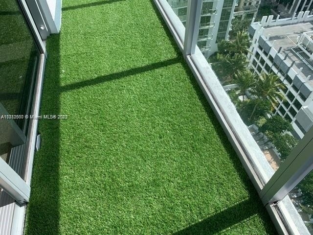 1050 Brickell Ave - Photo 20