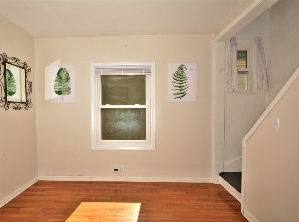 807 N Lombard Avenue - Photo 3