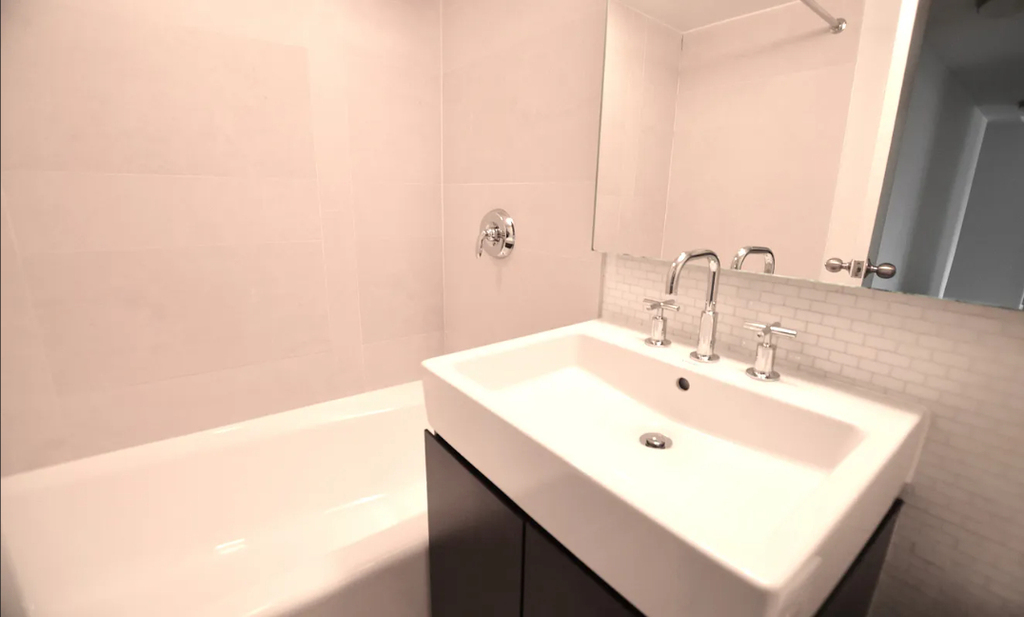 220 East 63rd Street - Photo 7