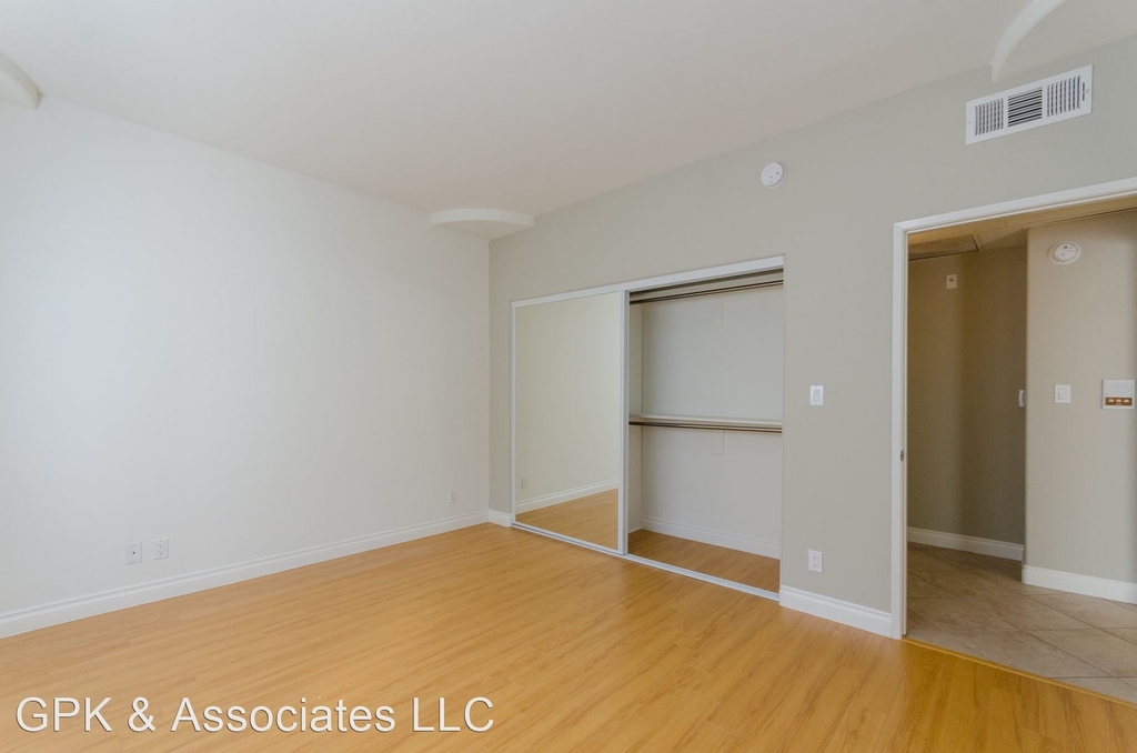 10740 Woodbine St. - Photo 12