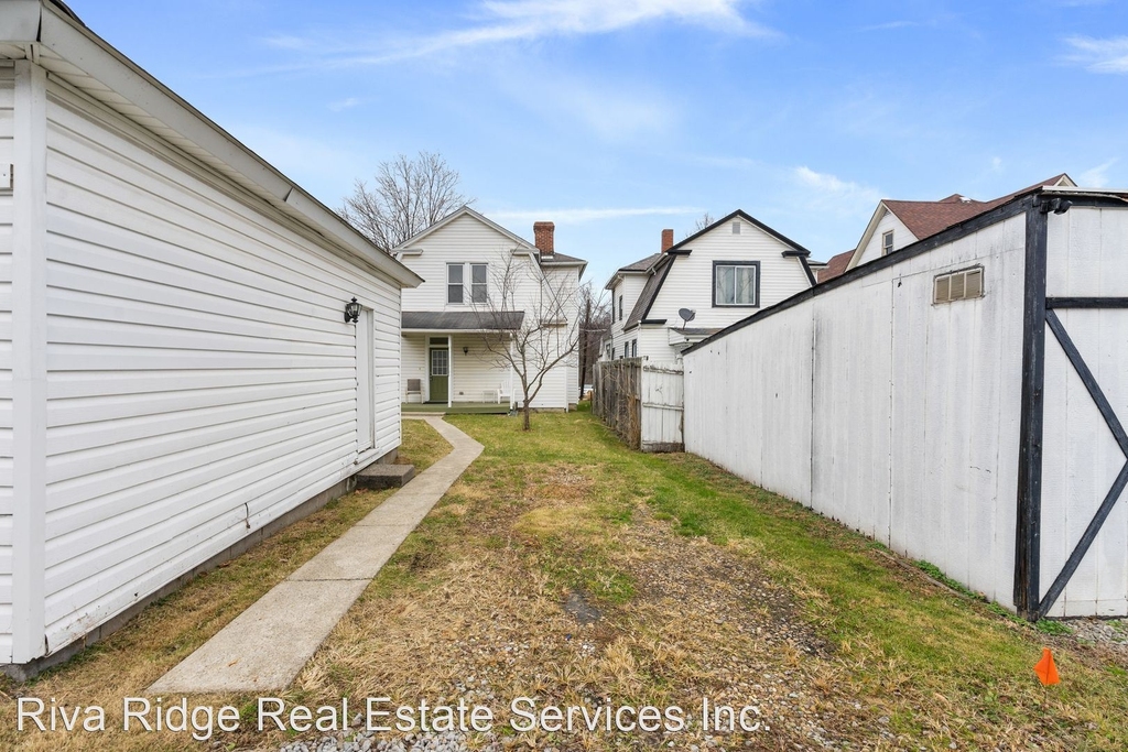 2222 Leechburg Road - Photo 25