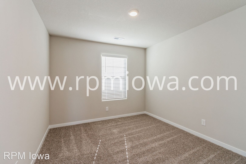 2403 Sw 23rd Street - Photo 8