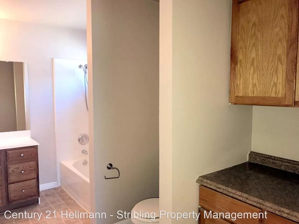 1451 Newbury Street - Photo 10