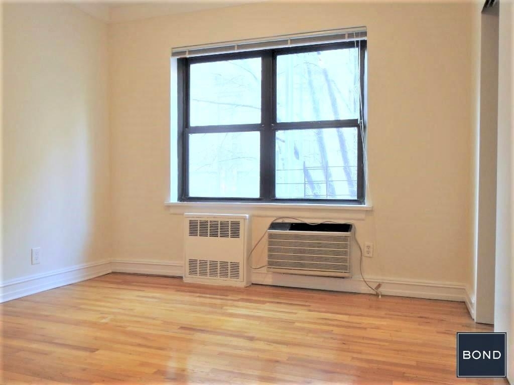 191 East 76th Street - Photo 3