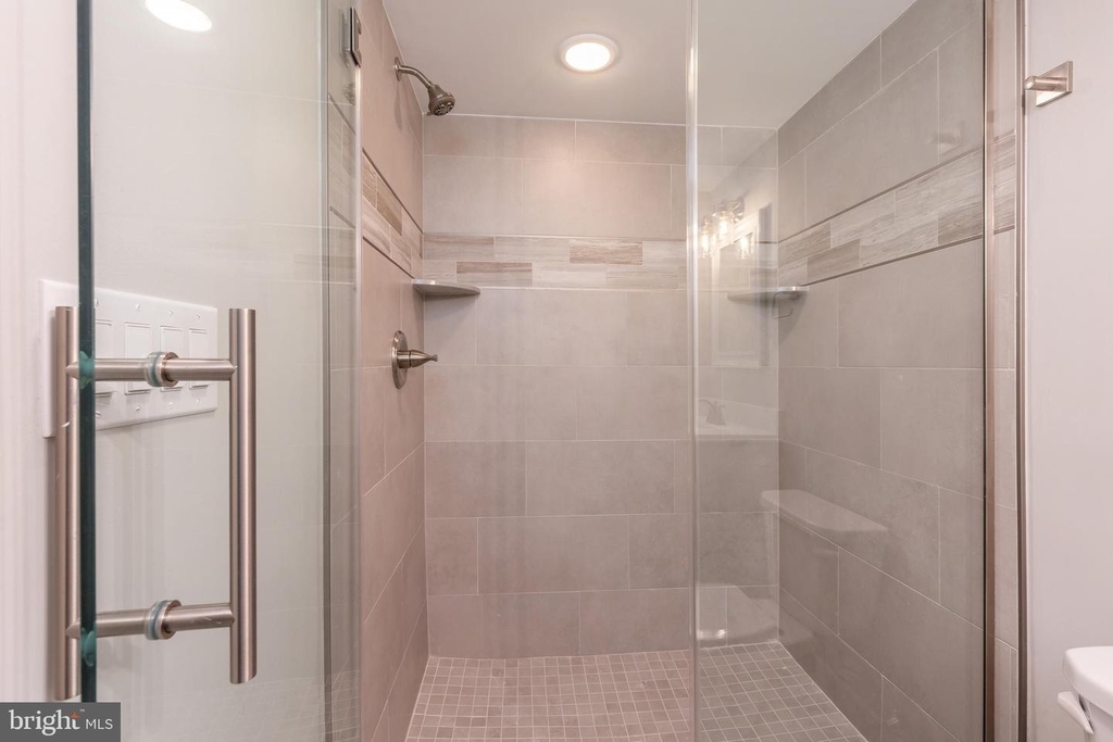 2238 N 2nd St #3 - Photo 18