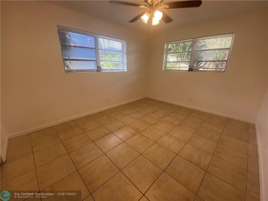2500 Sw 18th Ter - Photo 13