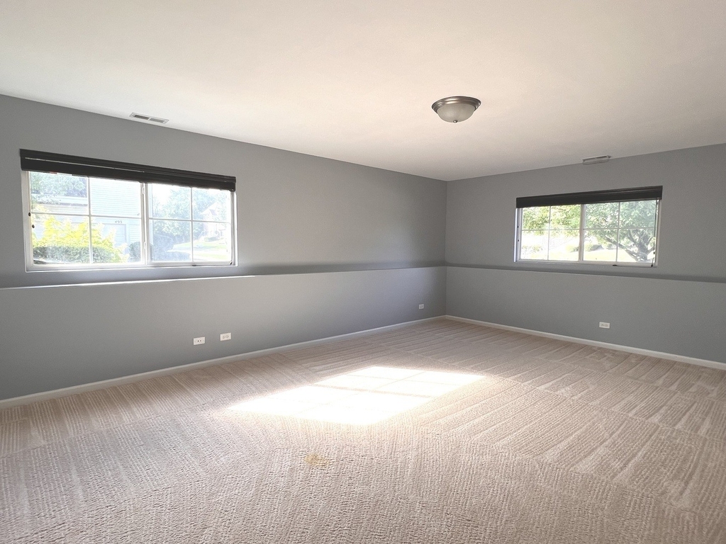 555 Grosvenor Lane - Photo 28