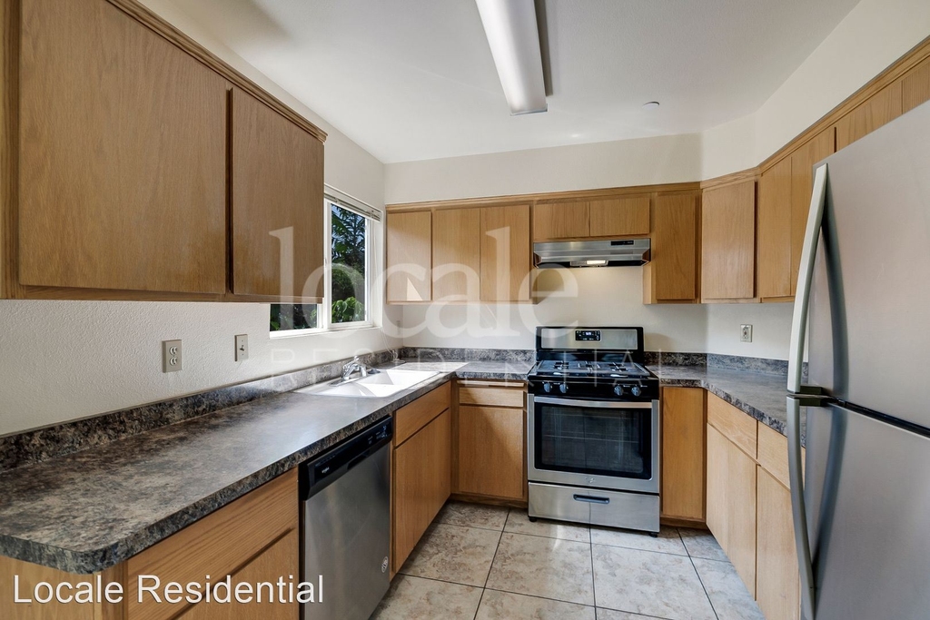 406 Nord Avenue - Photo 1