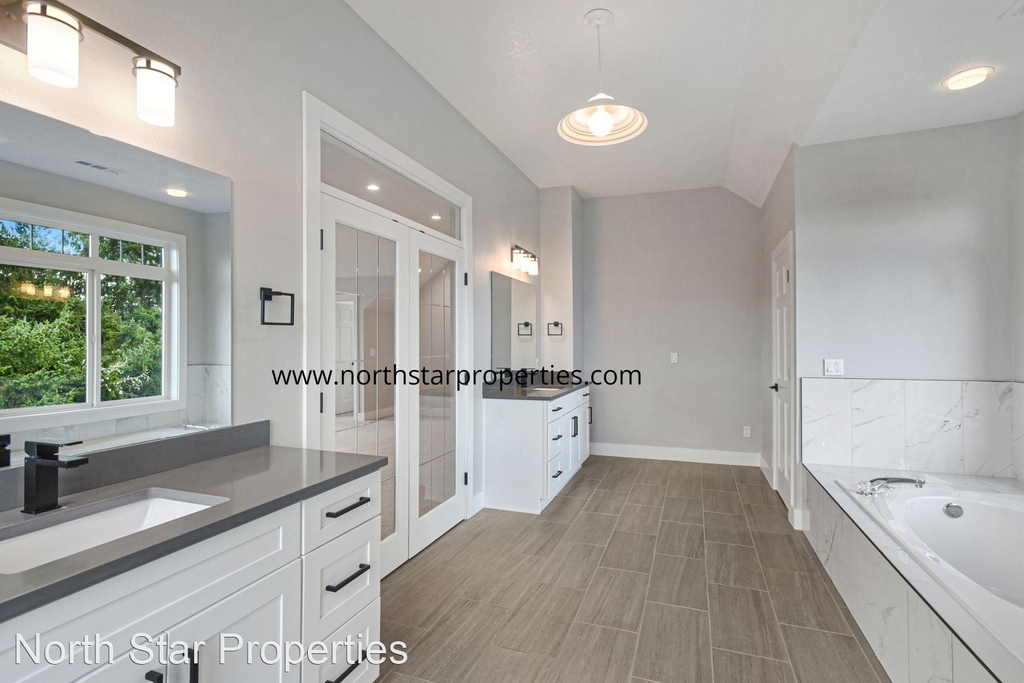 17190 Wall St - Photo 29