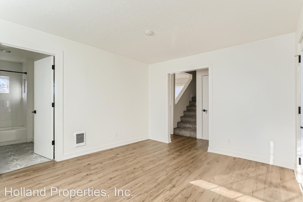 3543 Se 64th Ave - Photo 7