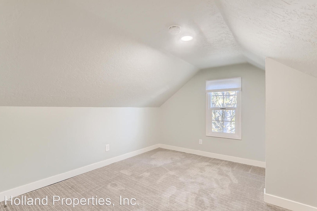 3543 Se 64th Ave - Photo 24