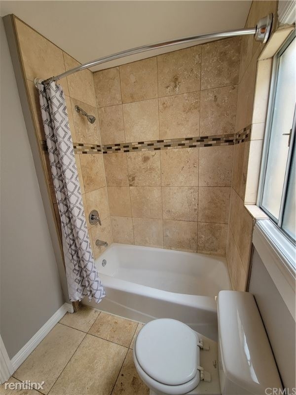 532 W 77th St 536 - Photo 6