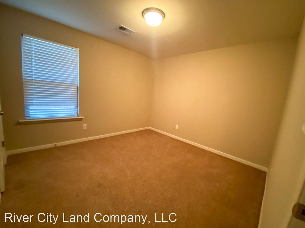 5884 Peterson Ridge Lane - Photo 19