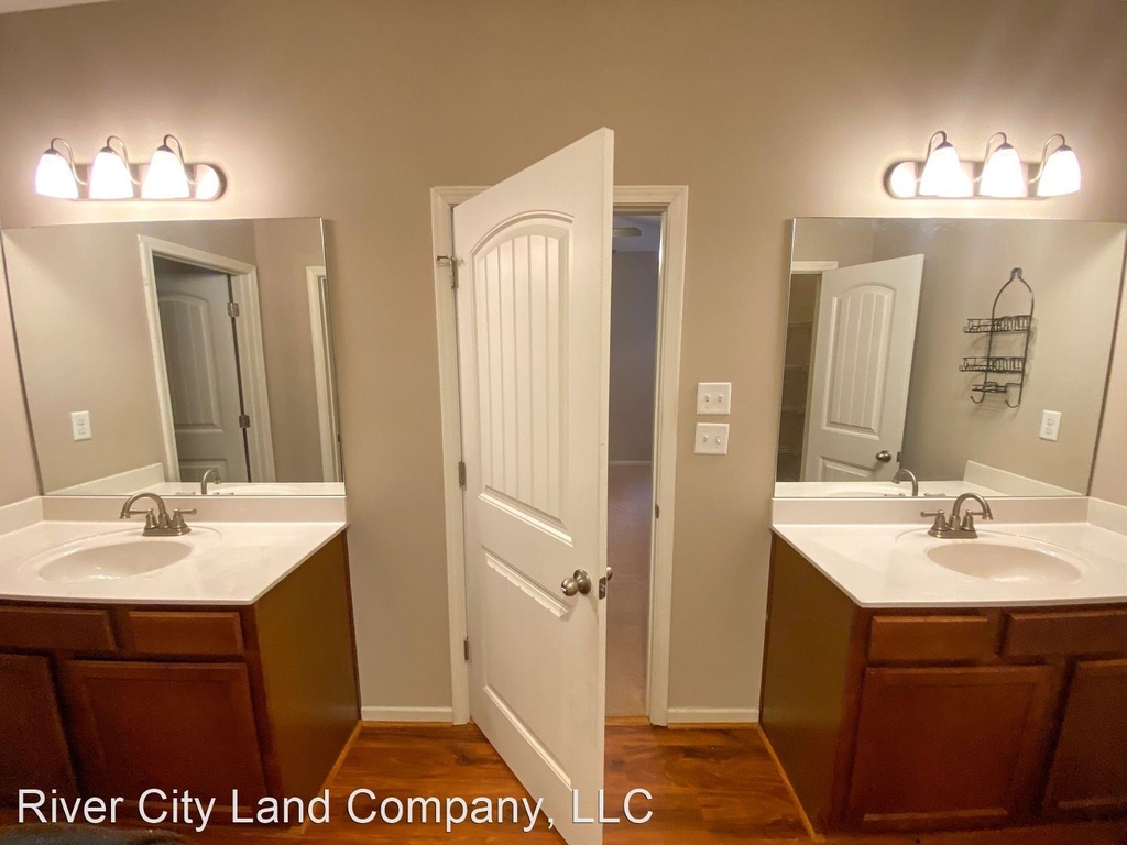 5884 Peterson Ridge Lane - Photo 11