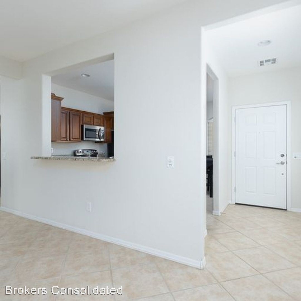 1332 Beehive Lane - Photo 2