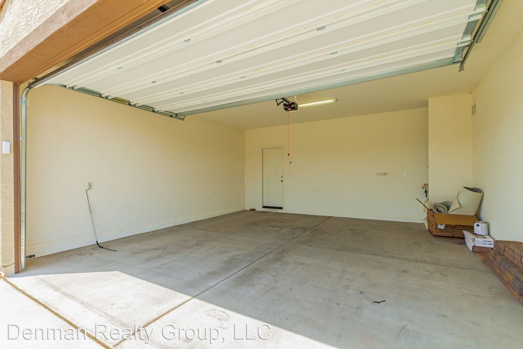 300 W. Tropical Dr. - Photo 26