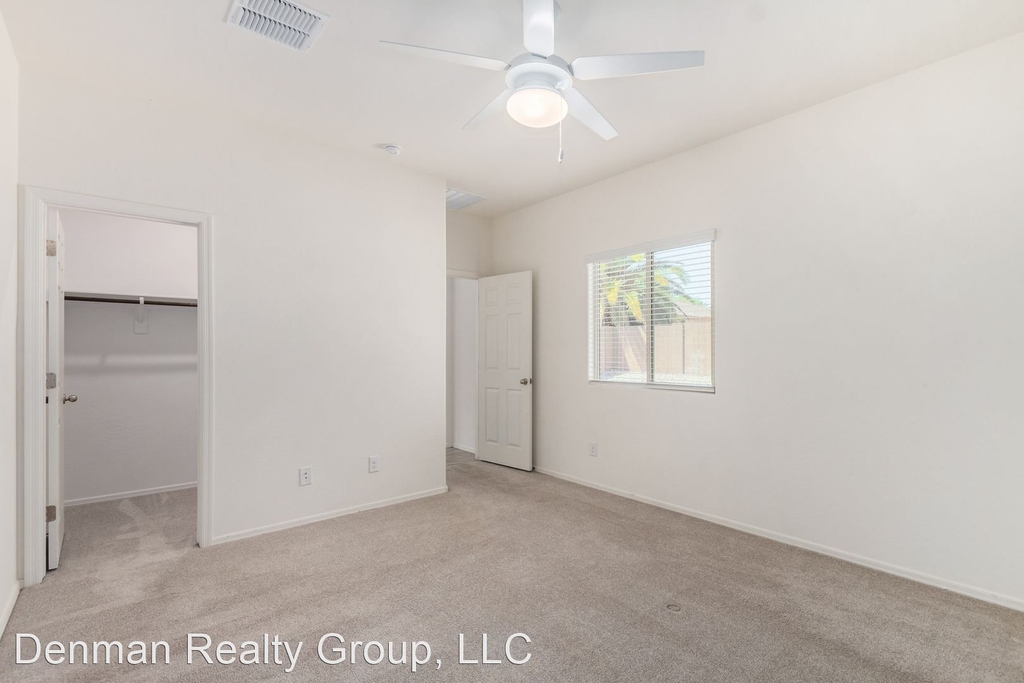 300 W. Tropical Dr. - Photo 15