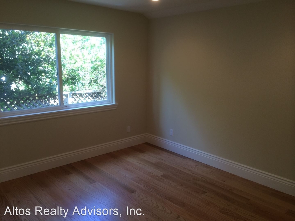 720 Lytton Avenue - Photo 5