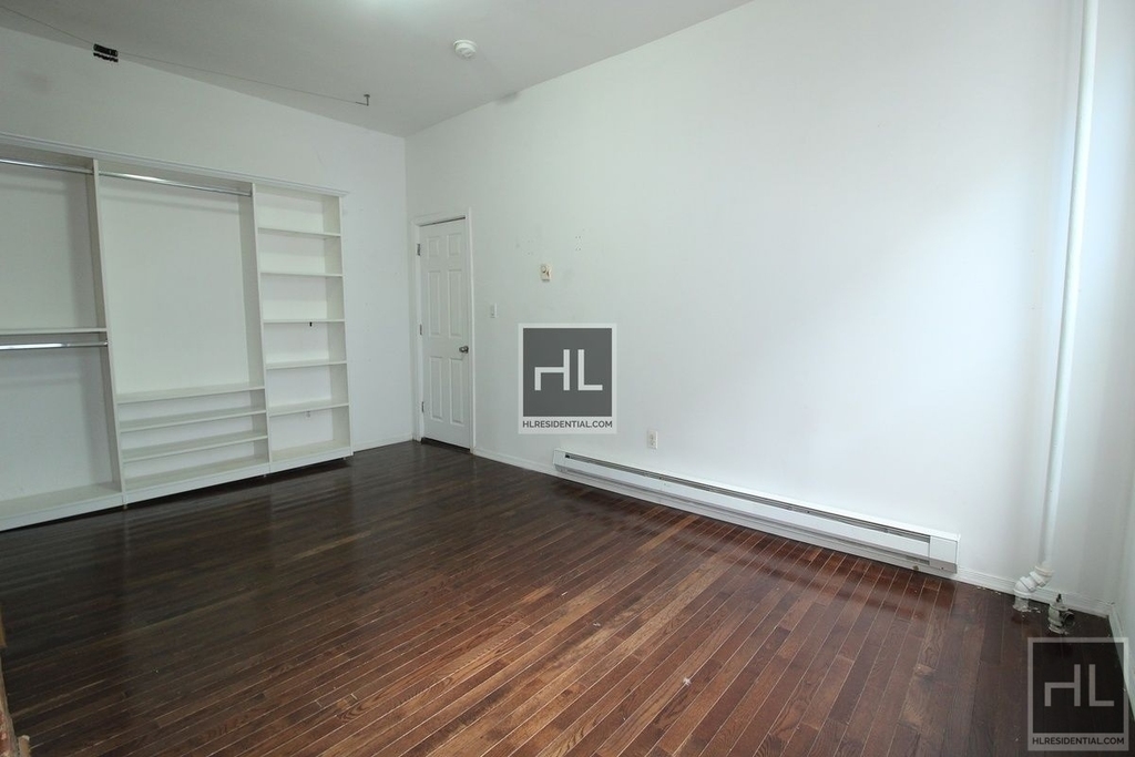 862 Flatbush Avenue - Photo 3