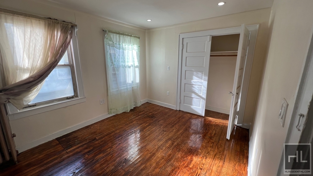 653 East 53 Street - Photo 0