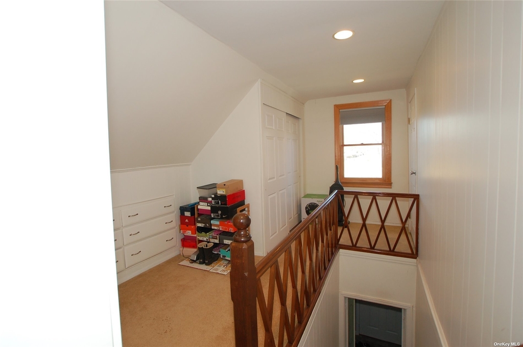 127 Maple Drive W - Photo 14