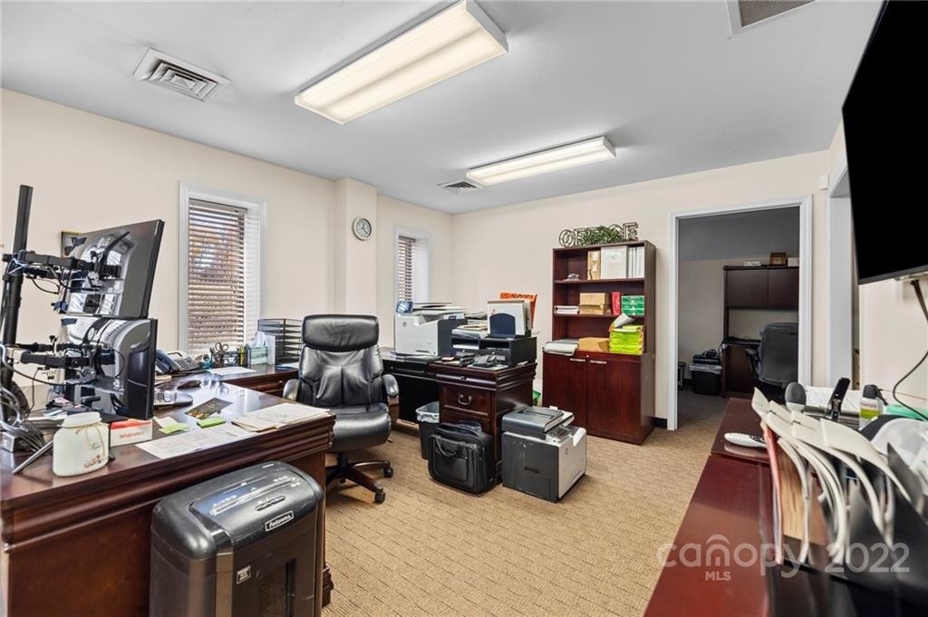 566 Corporate Boulevard - Photo 24